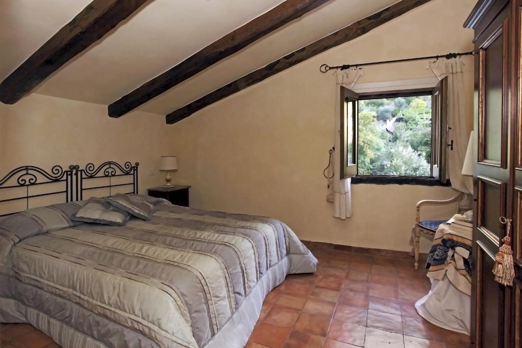 Villa Alba D'Oro - Historic Luxury Villa Амалфи Стая снимка