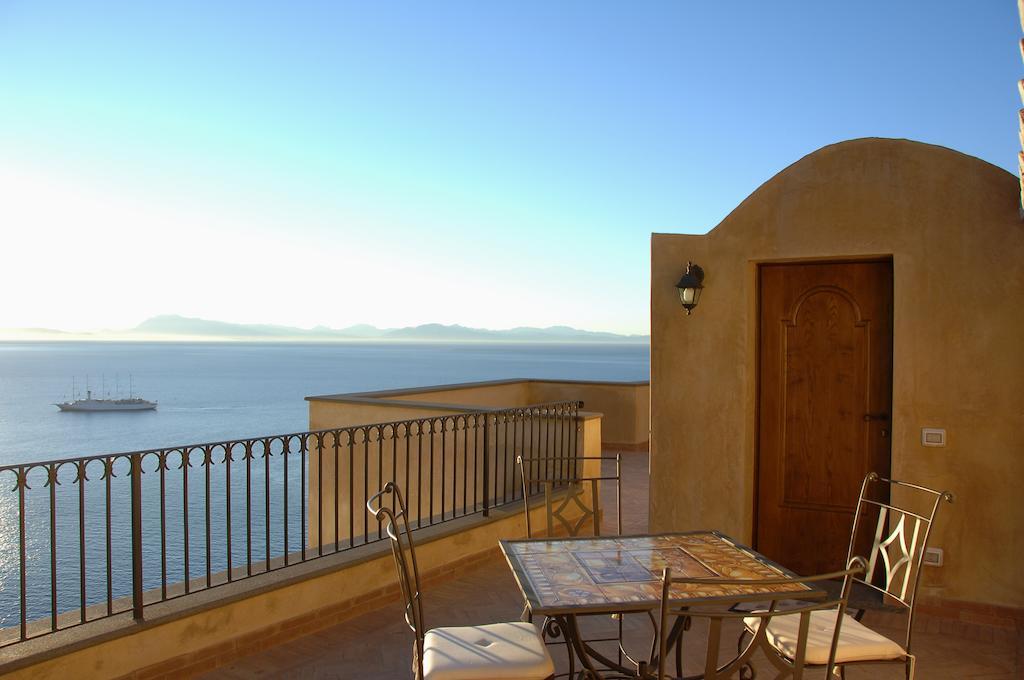 Villa Alba D'Oro - Historic Luxury Villa Амалфи Стая снимка