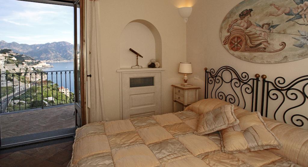 Villa Alba D'Oro - Historic Luxury Villa Амалфи Стая снимка