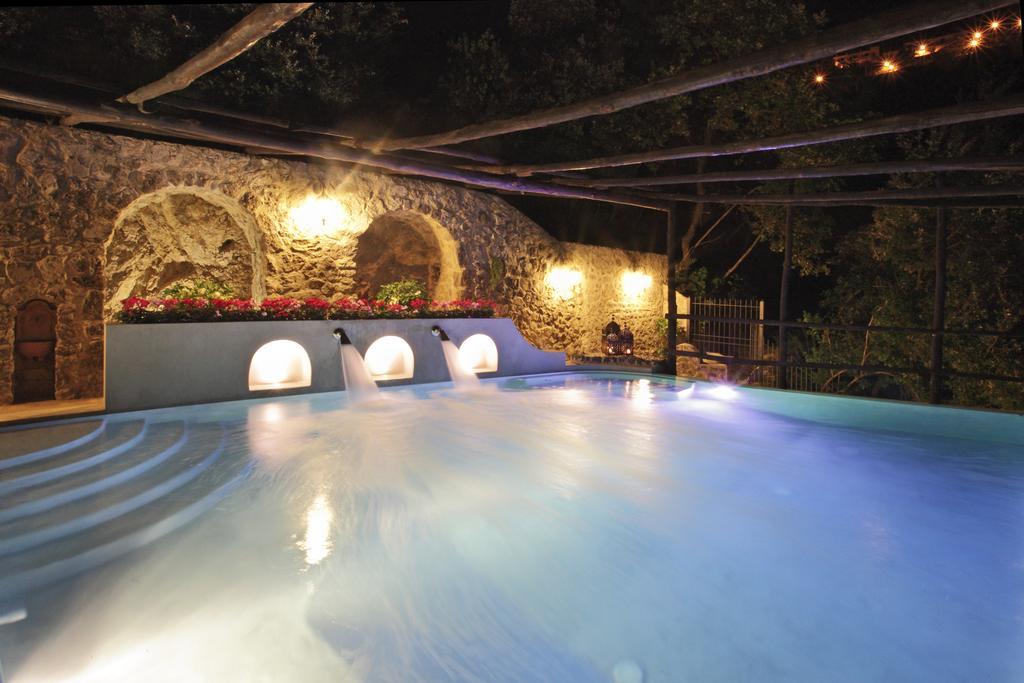 Villa Alba D'Oro - Historic Luxury Villa Амалфи Стая снимка